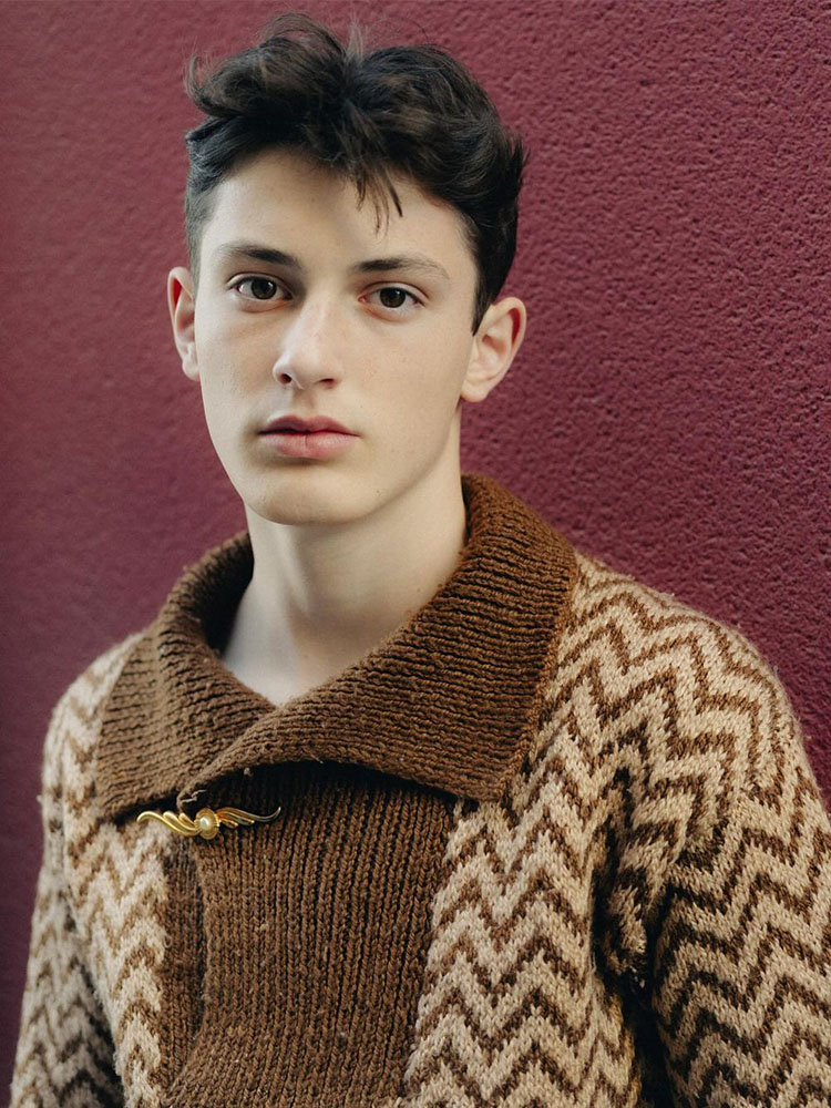 gabriel_sight_management_studo1_0001_samemodel2differentshootsmeetmr. MILLAN (Part 2) + VISUAL TALES CASTING PRO.jpg